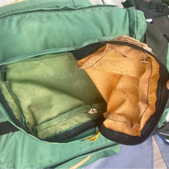 Vintage Jansport Green Aluminum External Frame Backpack Hip Wings - Picture 11 of 13